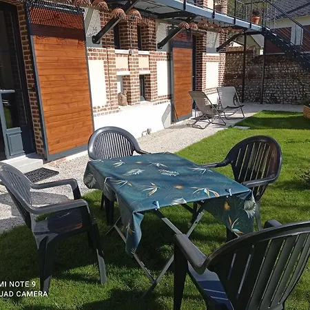 Sentier Des Falaises Ferienhaus *