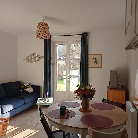 Sentier Des Falaises