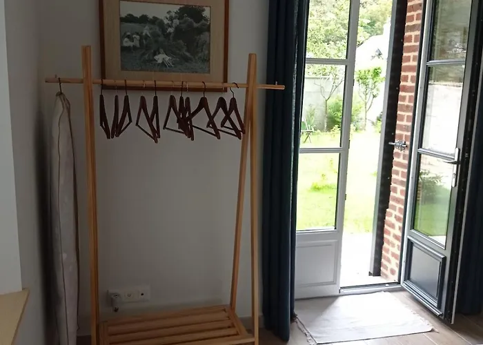 Sentier Des Falaises